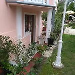 게스트하우스 Ilona Kis Kastely Panzio