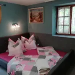 Ilona Kis Kastely Panzio 3* 케츨리
