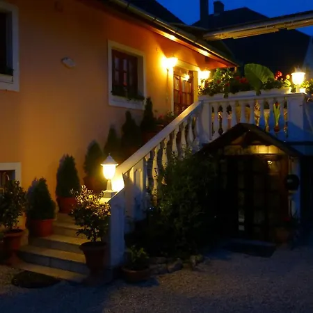 Penzion Ilona Kis Kastely Panzio